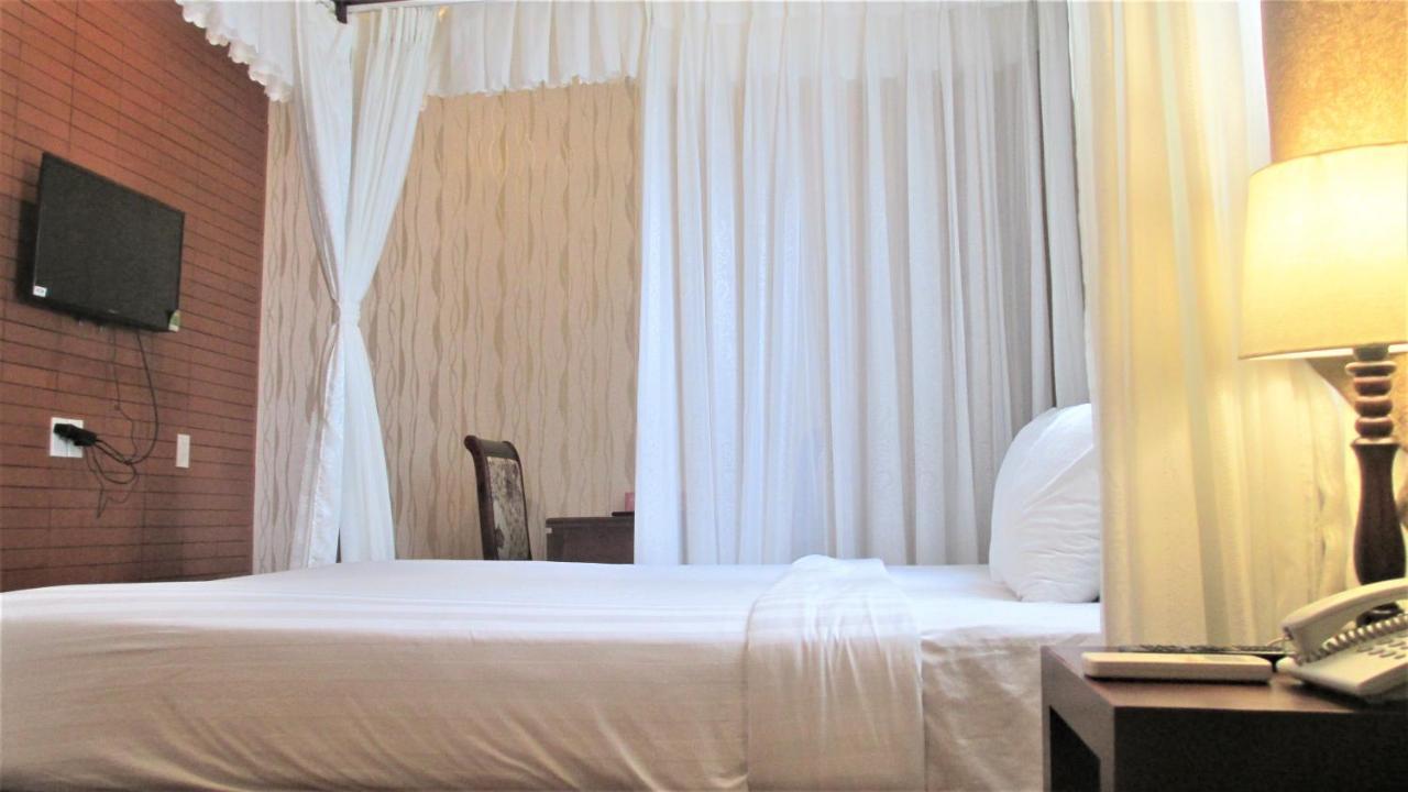 Anh Dao Mekong 2 Hotel Cần Thơ Extérieur photo
