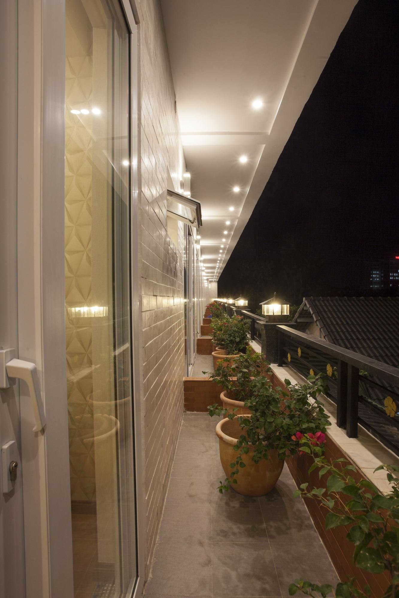Anh Dao Mekong 2 Hotel Cần Thơ Extérieur photo